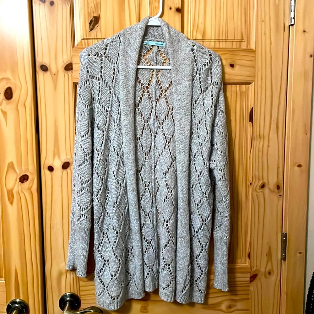 Womens Maurice’s sweater medium
